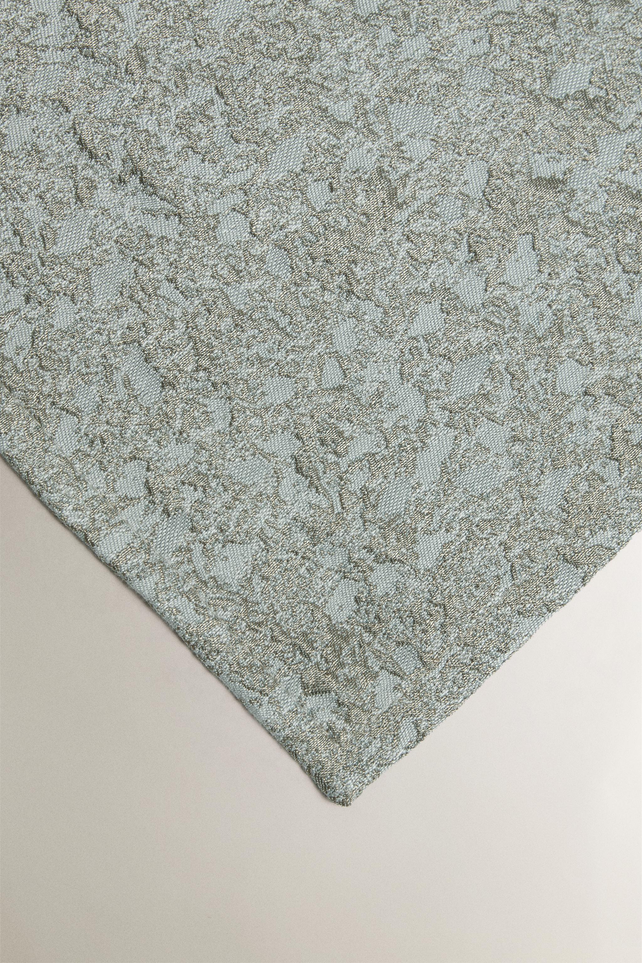 FLORAL JACQUARD BLANKET — Grey / Blue
