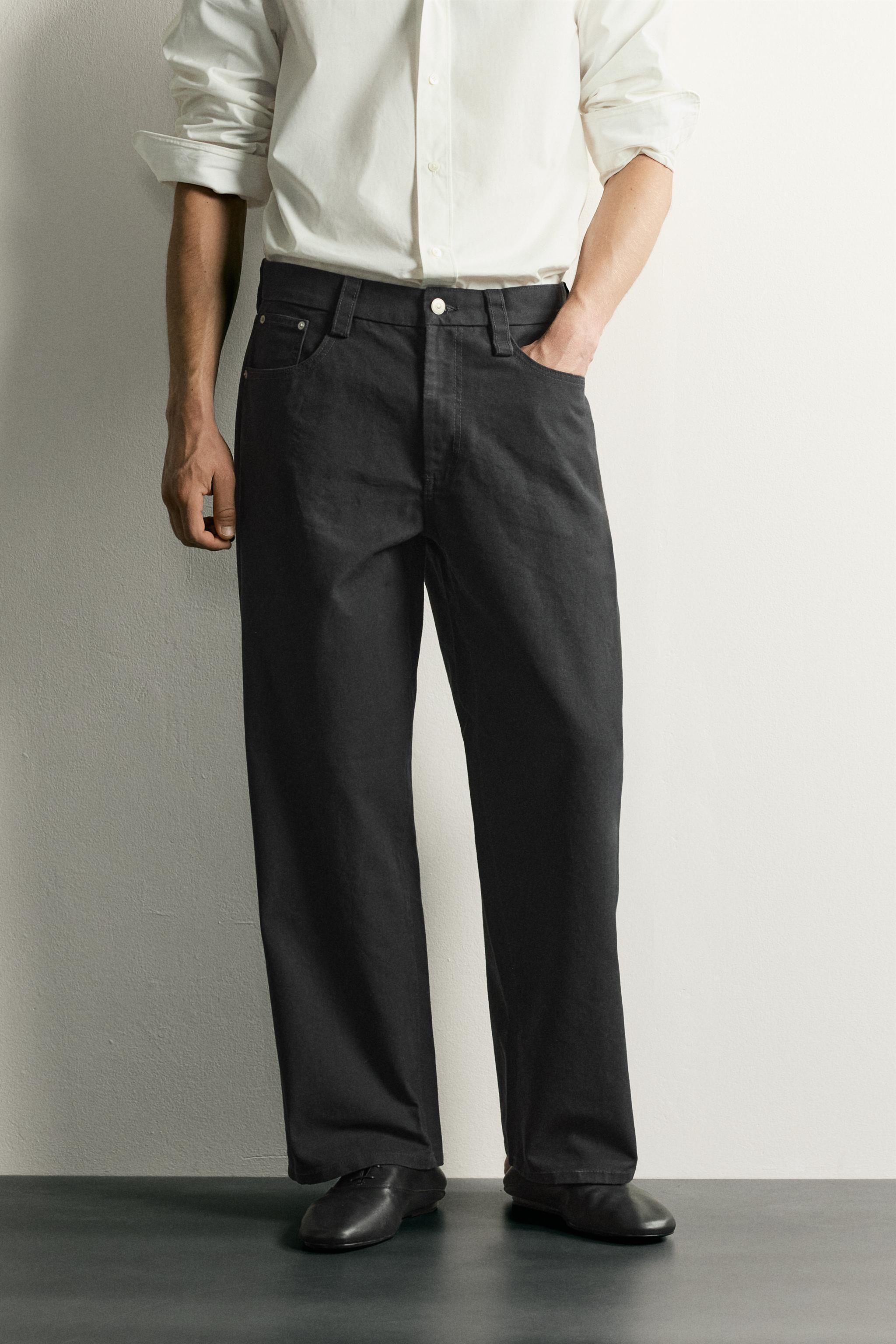 STRAIGHT RELAXED FIT JEANS — Black