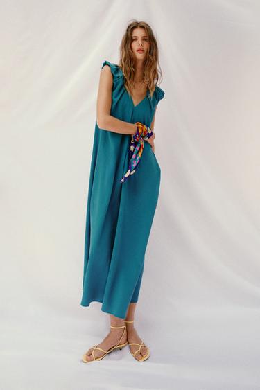 ДЛИННОЕ ПЛАТЬЕ С ВЫРАЖЕННОЙ ЛИНИЕЙ ПЛЕЧ — БИРЮЗОВЫЙ от Zara