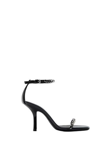 CHAIN TRIM HEELED SANDALS