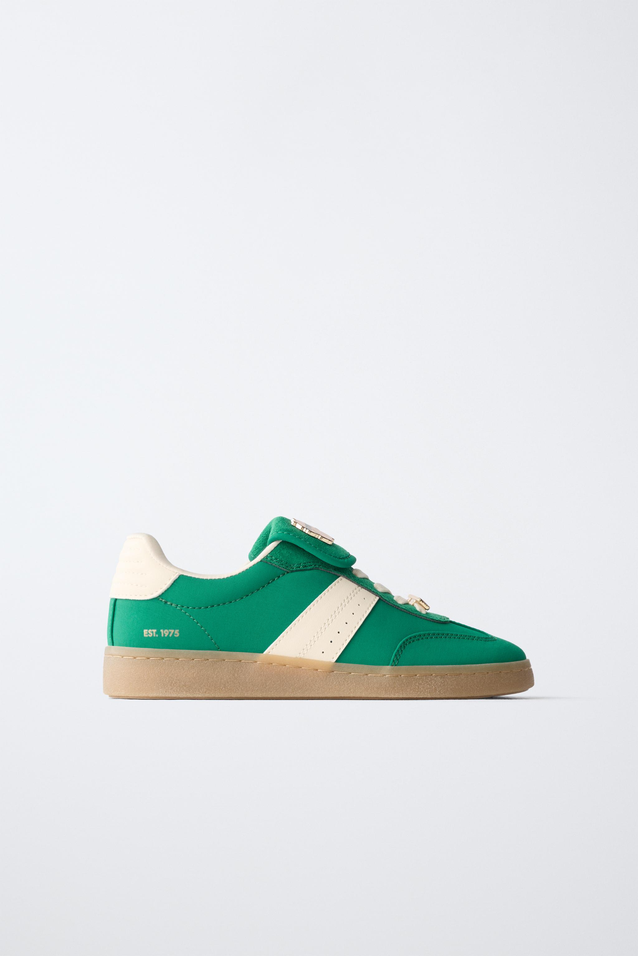 CAPIBARA CAPYFUN © CHARM SNEAKERS