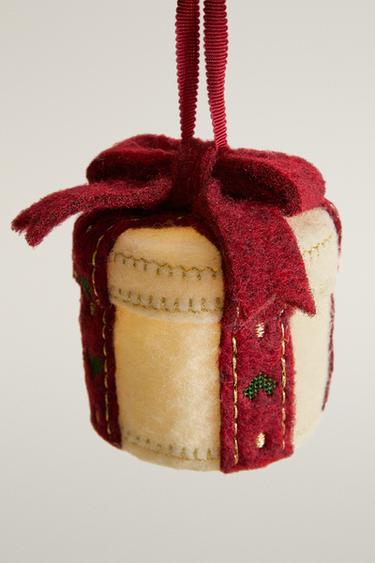LIGHT-UP CHRISTMAS GIFT TREE ORNAMENT — Oyster-white 2