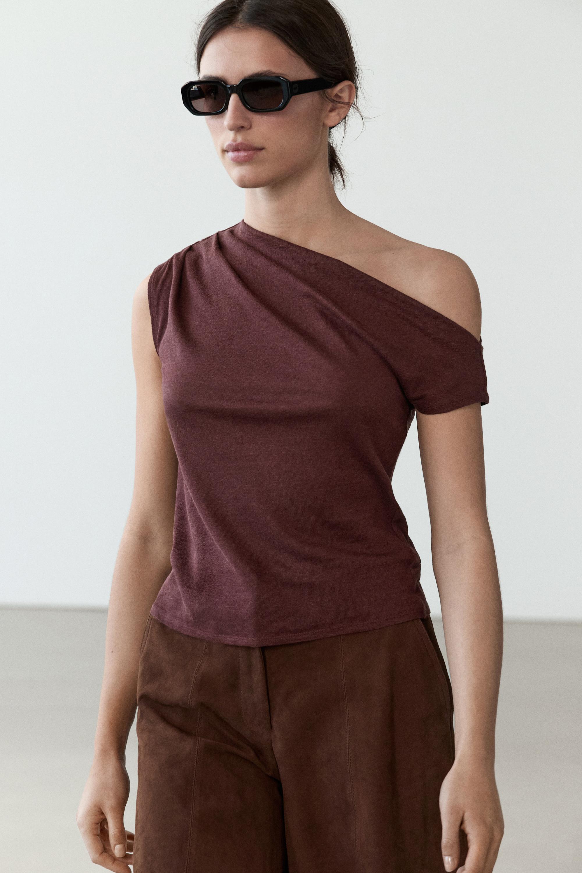 Top asymétrique drapé en lin mélangé