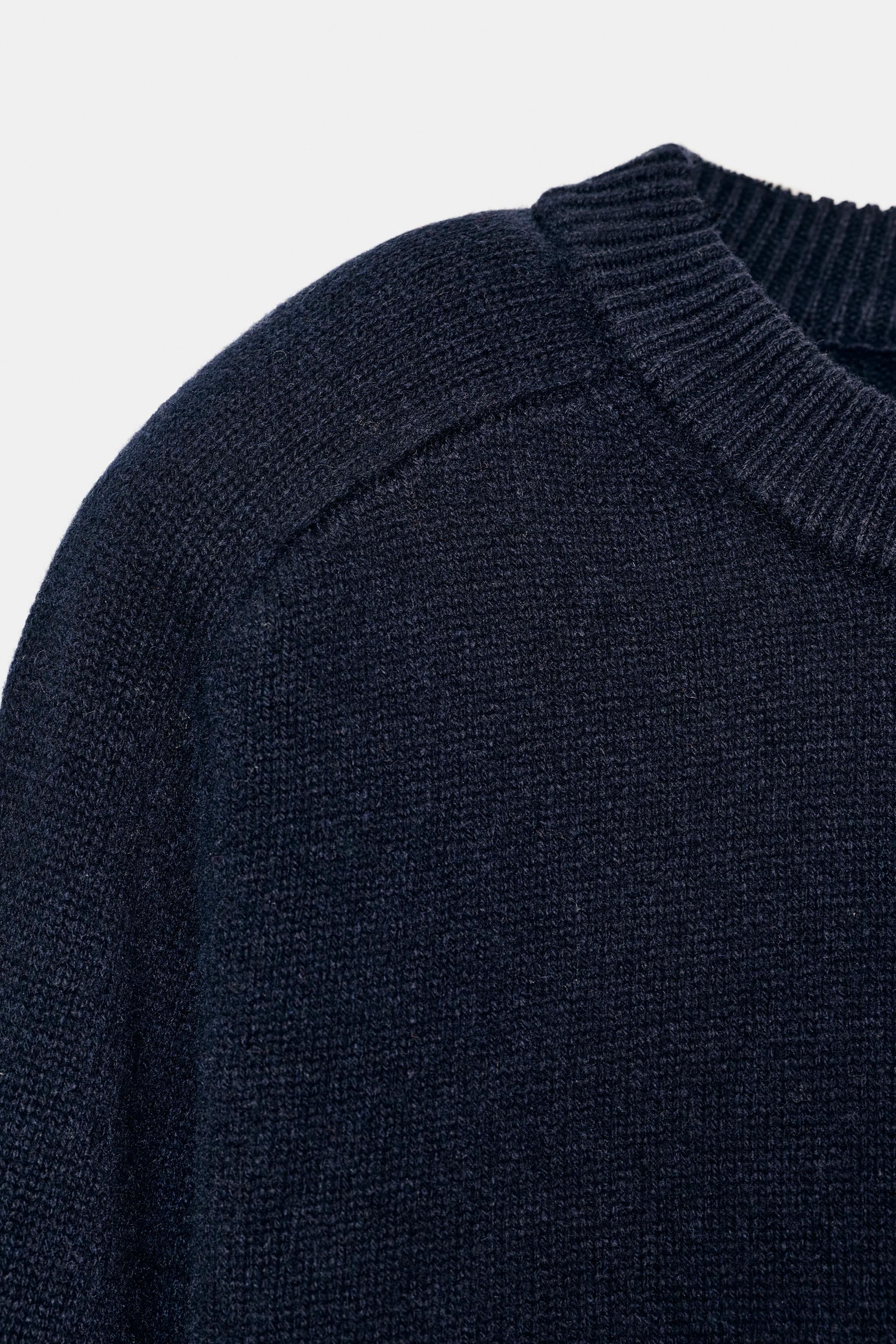 100% WOOL JUMPER WITH SHOULDER PADS
