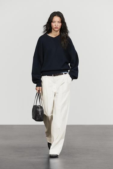 Low-rise pleated wide-leg pants — Oyster-white 1