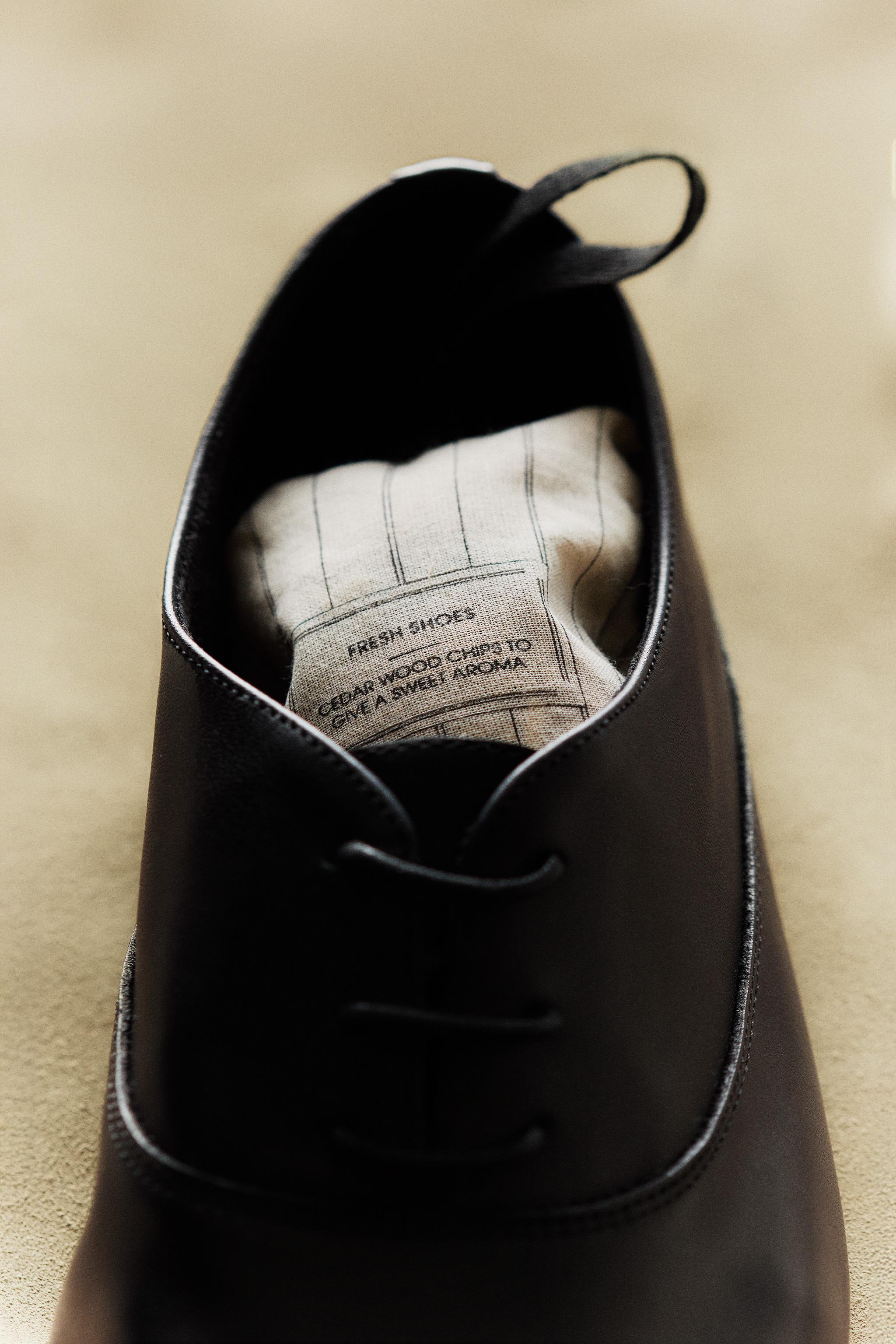 LOT DE 2 SACHETS PARFUMÉS CHAUSSURES