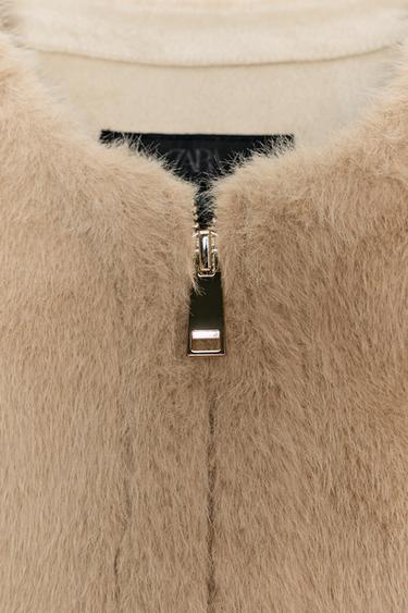 GILET EN FAUSSE FOURRURE À FERMETURE ÉCLAIR - Marron clair de Zara - Image 7
