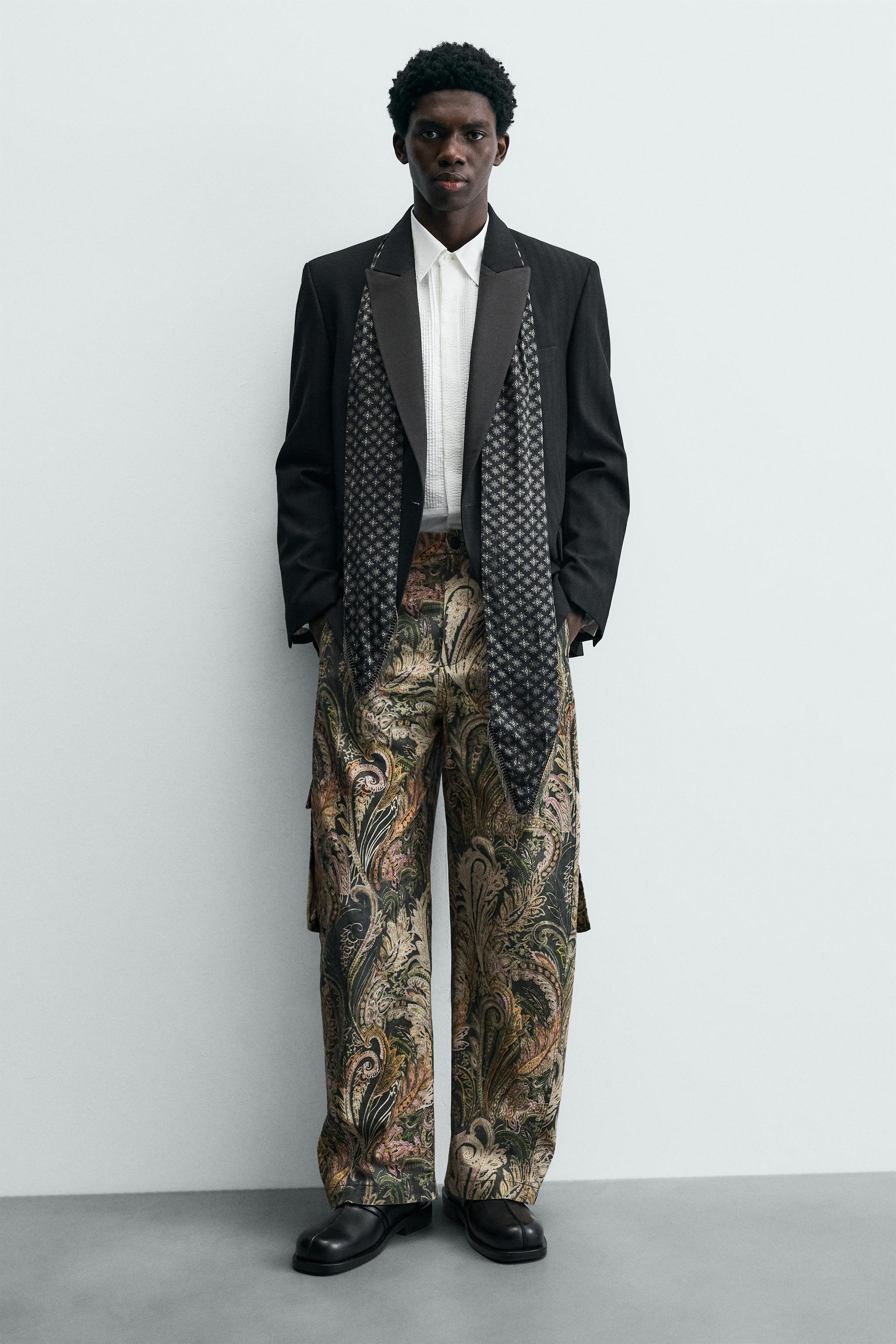 LIMITED EDITION LEATHER BUCKLED CLOGS