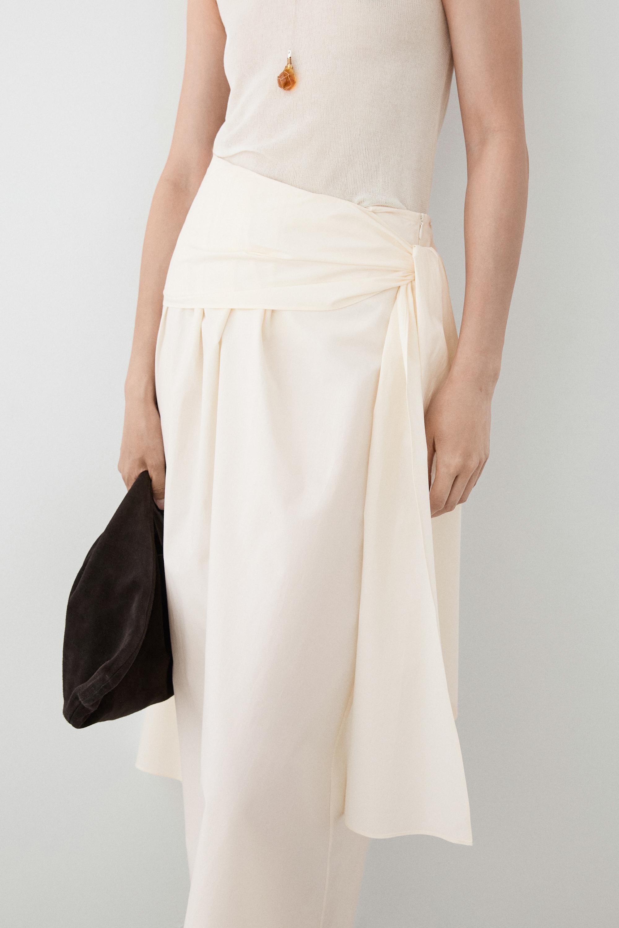 Flowing skirt with scarf detail