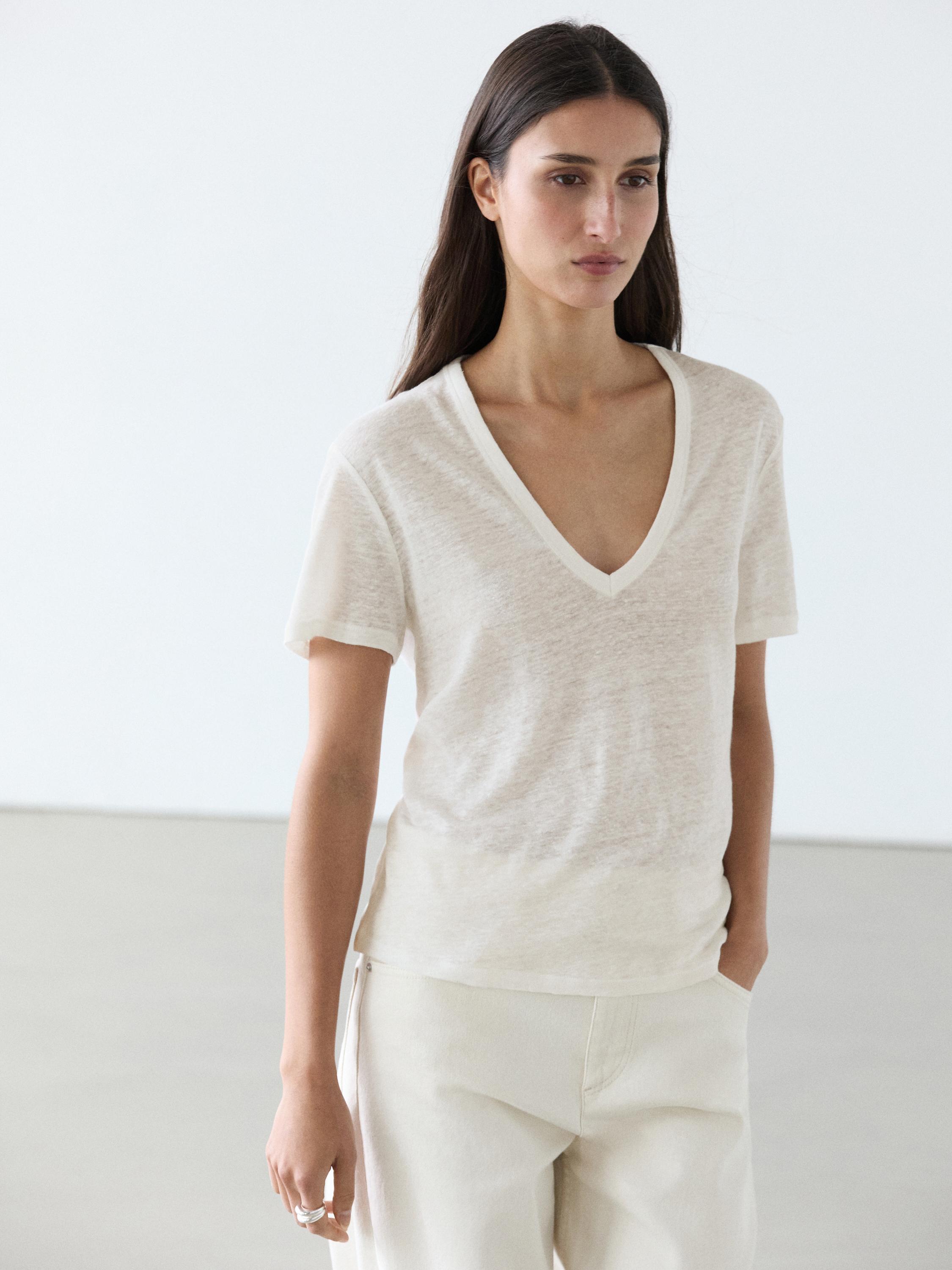 Linen V-neck T-shirt