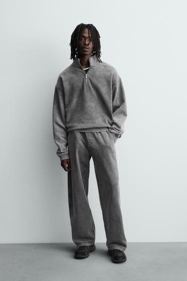 سويت شيرت مغسول بياقة بسحاب - رمادي by Zara