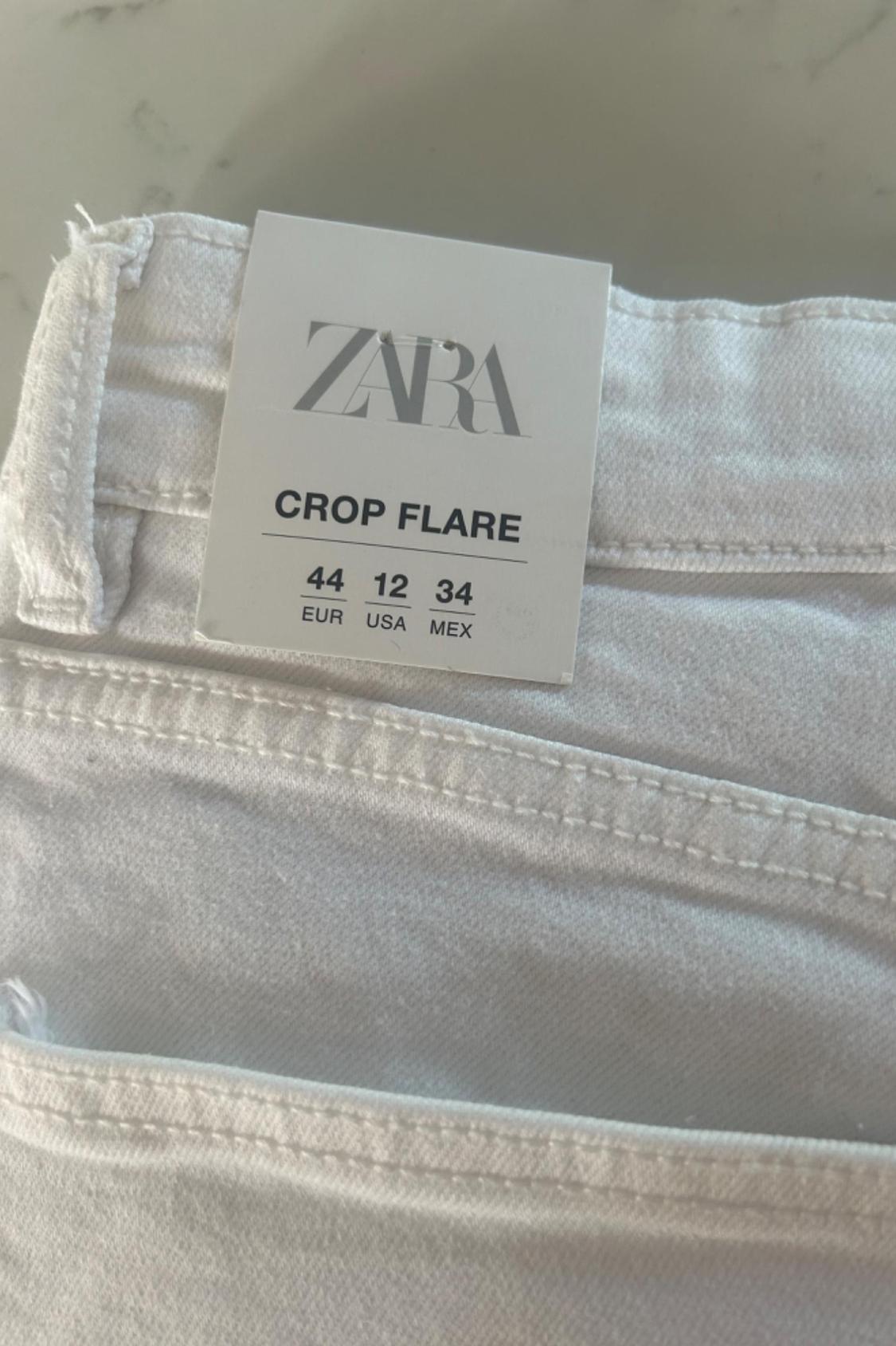 CROPPED FLARE MID-RISE JEANS - Image 7