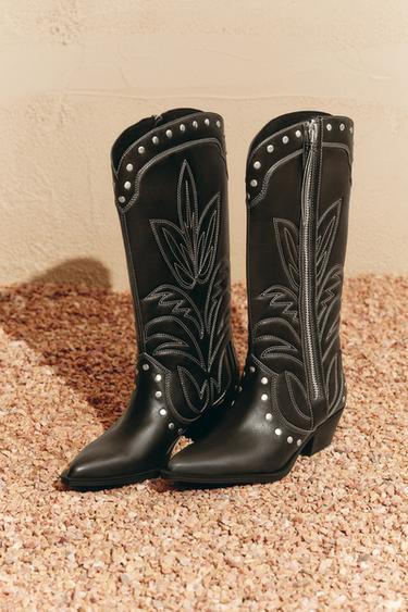 COWBOY STUDDED BOOTS - Brown by Zara