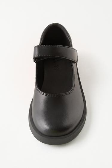 باليرينا مدرسية - أسود الخاص بـ Zara