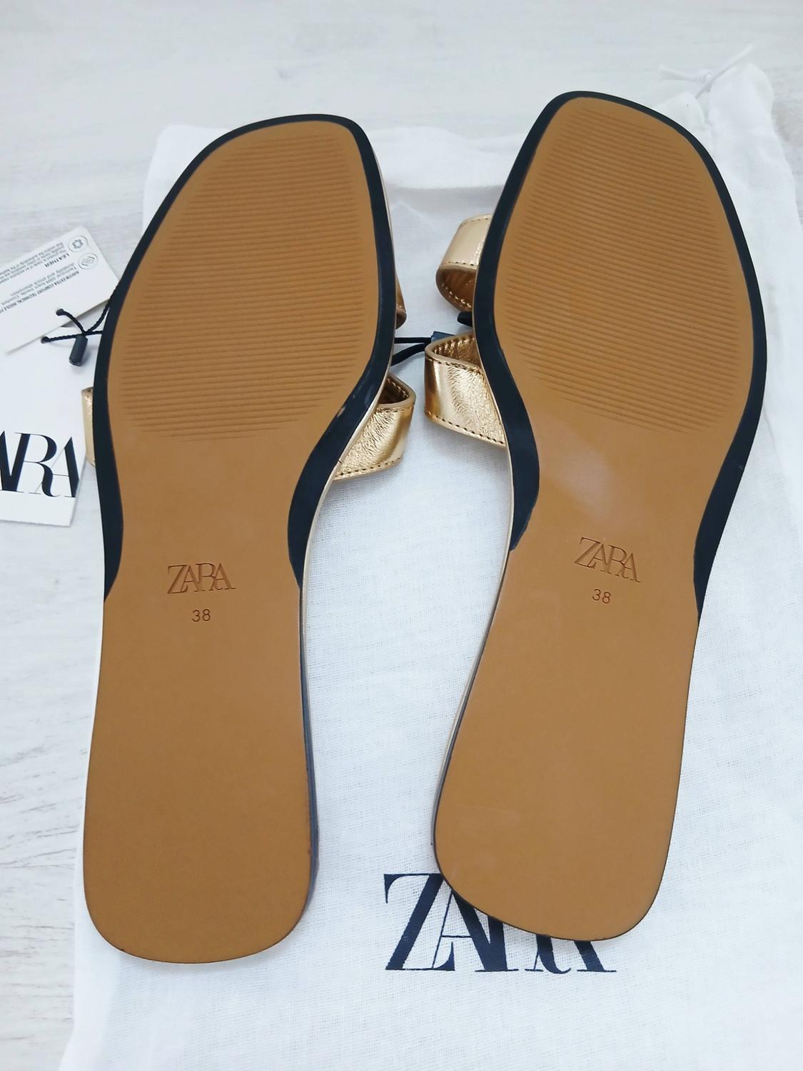 LEATHER CROSSOVER SANDALS - Image 2