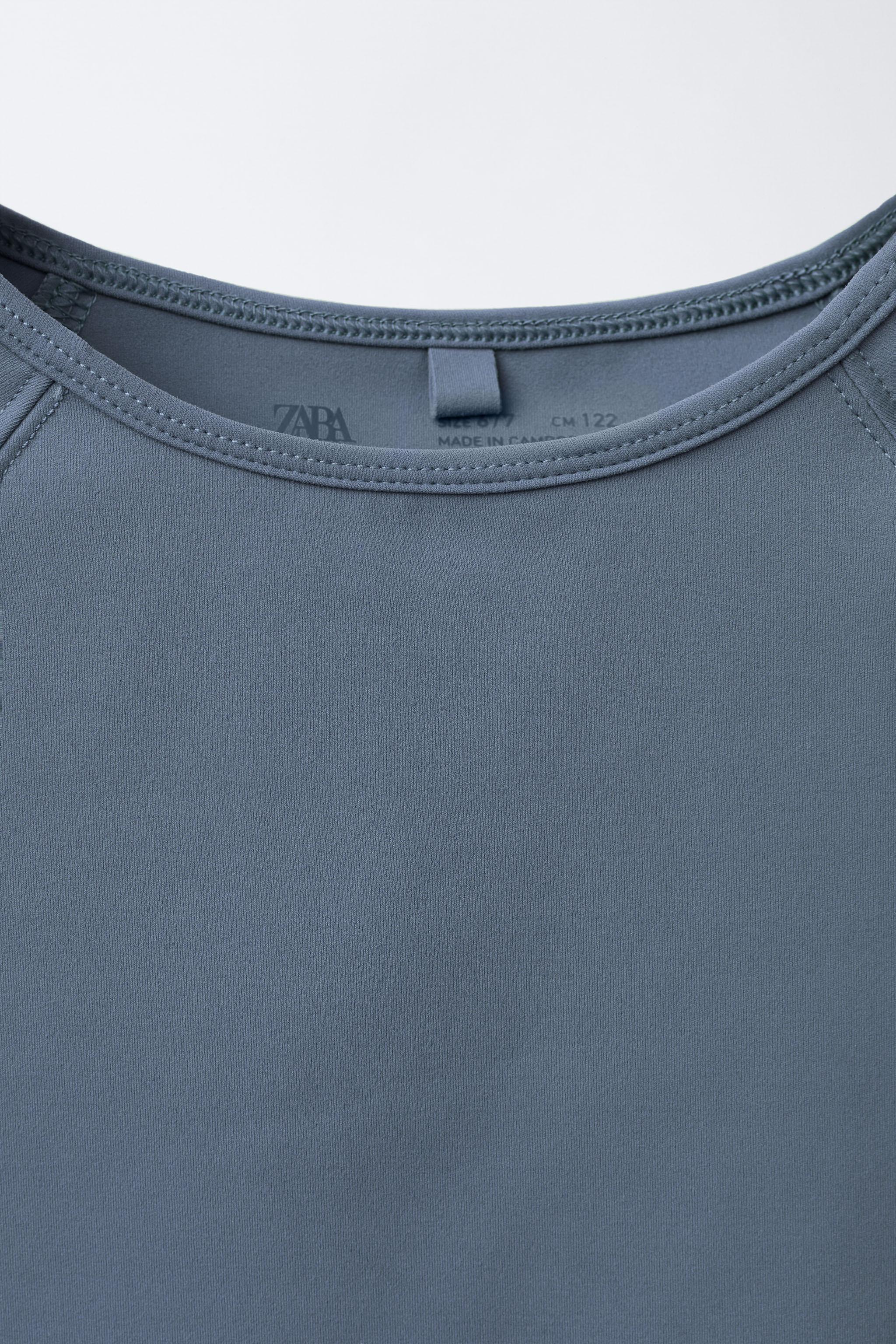 T-SHIRT CUT OUT
