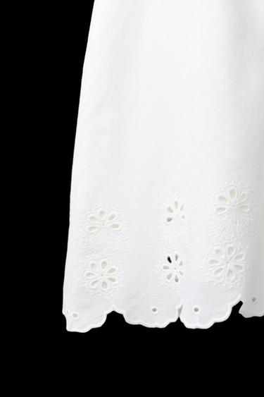 MONO CORTO CUELLO BOBO BORDADOS - Blanco roto de Zara