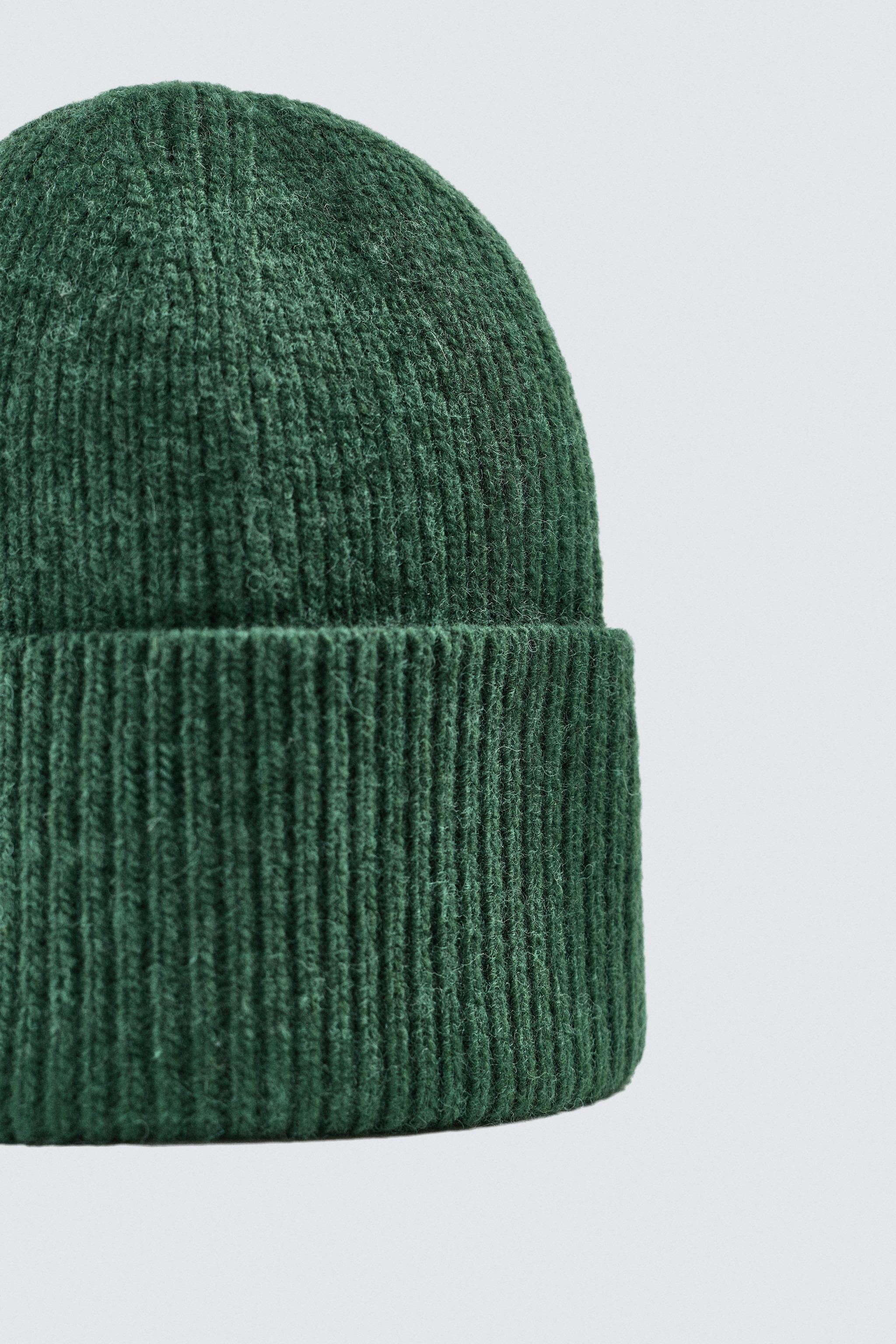 100% WOOL KNIT HAT
