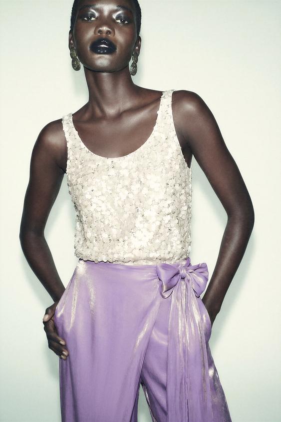TOP GEORGETTE LENTEJUELAS - Beige claro de Zara - Imagen 0