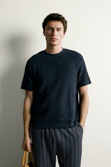 T-SHIRT REGULAR FIT SEERSUCKER - Bleu marine de Zara