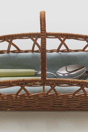 RATTAN HAMPER WITH HANDLE - Light beige by Zara
