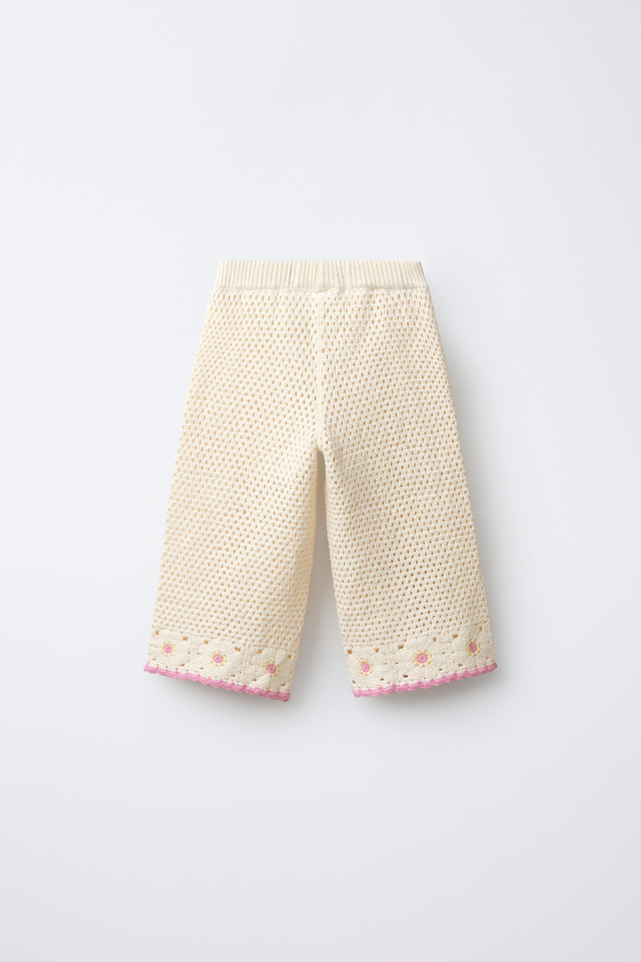 PANTALON JUPE-CULOTTE EN MAILLE CROCHET FLEURS