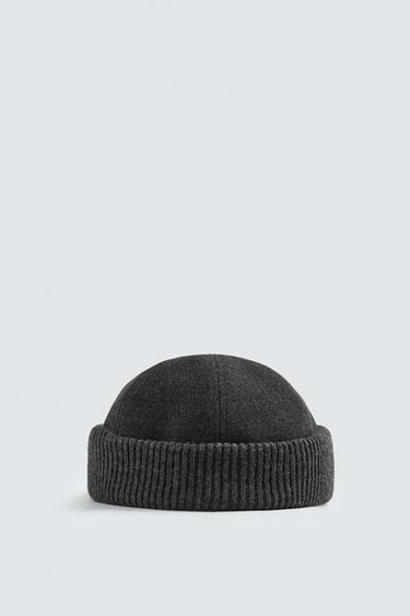 CONTRAST SHORT BEANIE - Anthracite grey by Zara