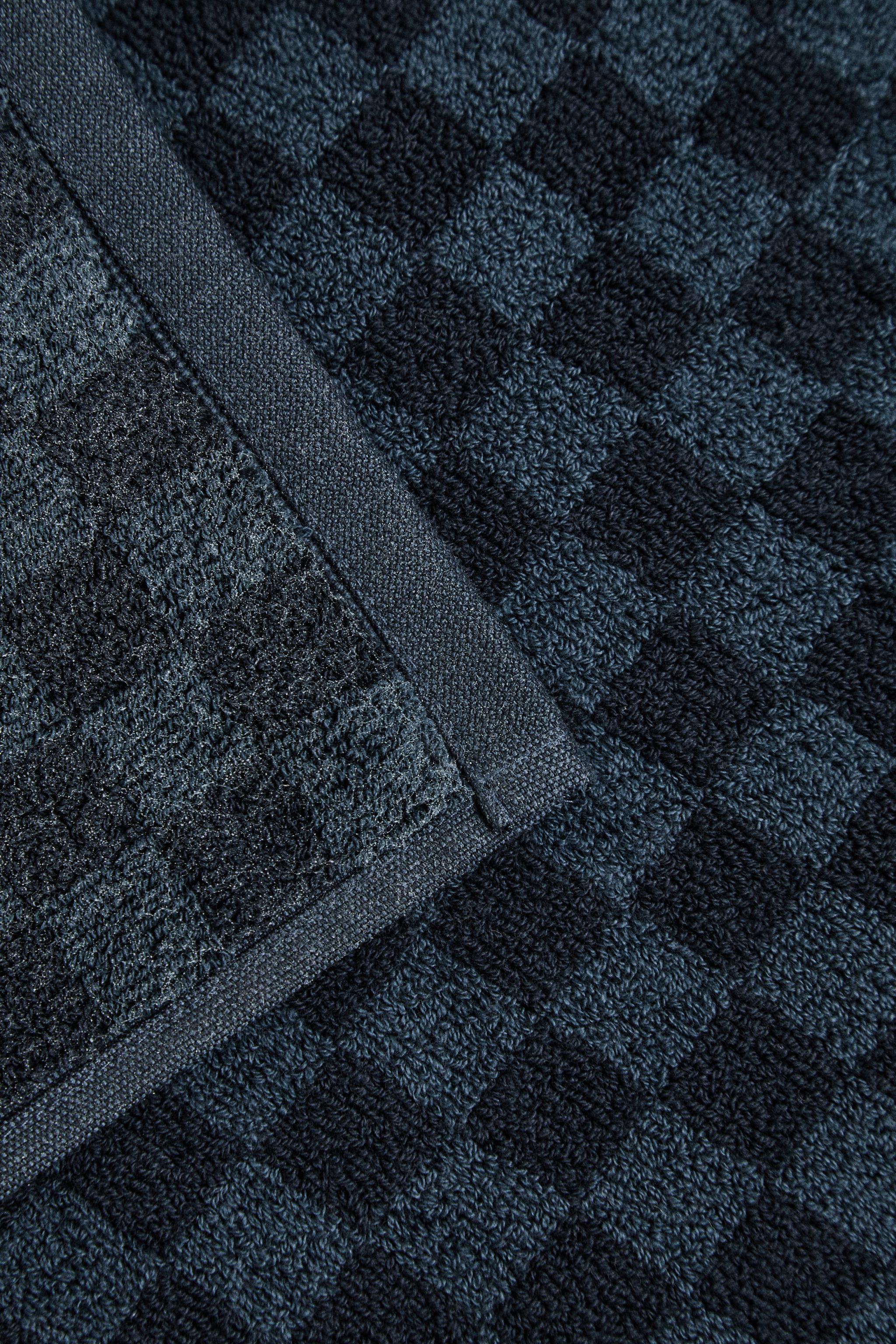 CHECKERBOARD BATH MAT
