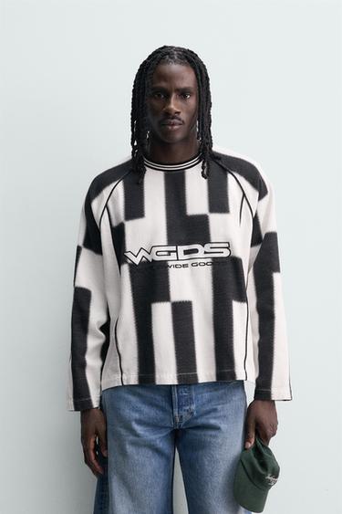 T-SHIRT MIT JACQUARD-STREIFENSTRUKTUR - Weiß / Schwarz von Zara