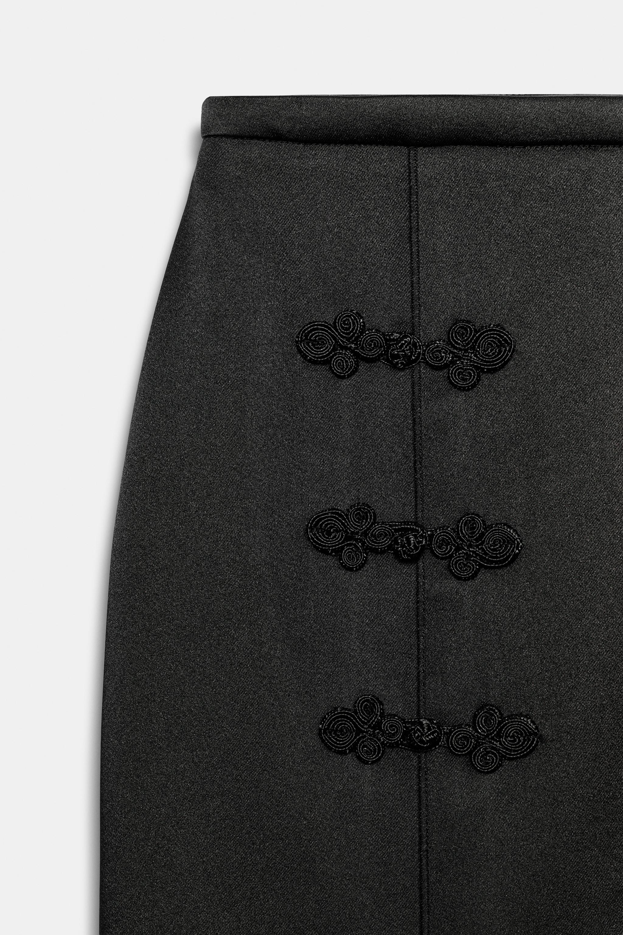 Женские юбки Zara SATIN EFFECT FROG FASTENING SKIRT ZW COLLECTION — фото 6