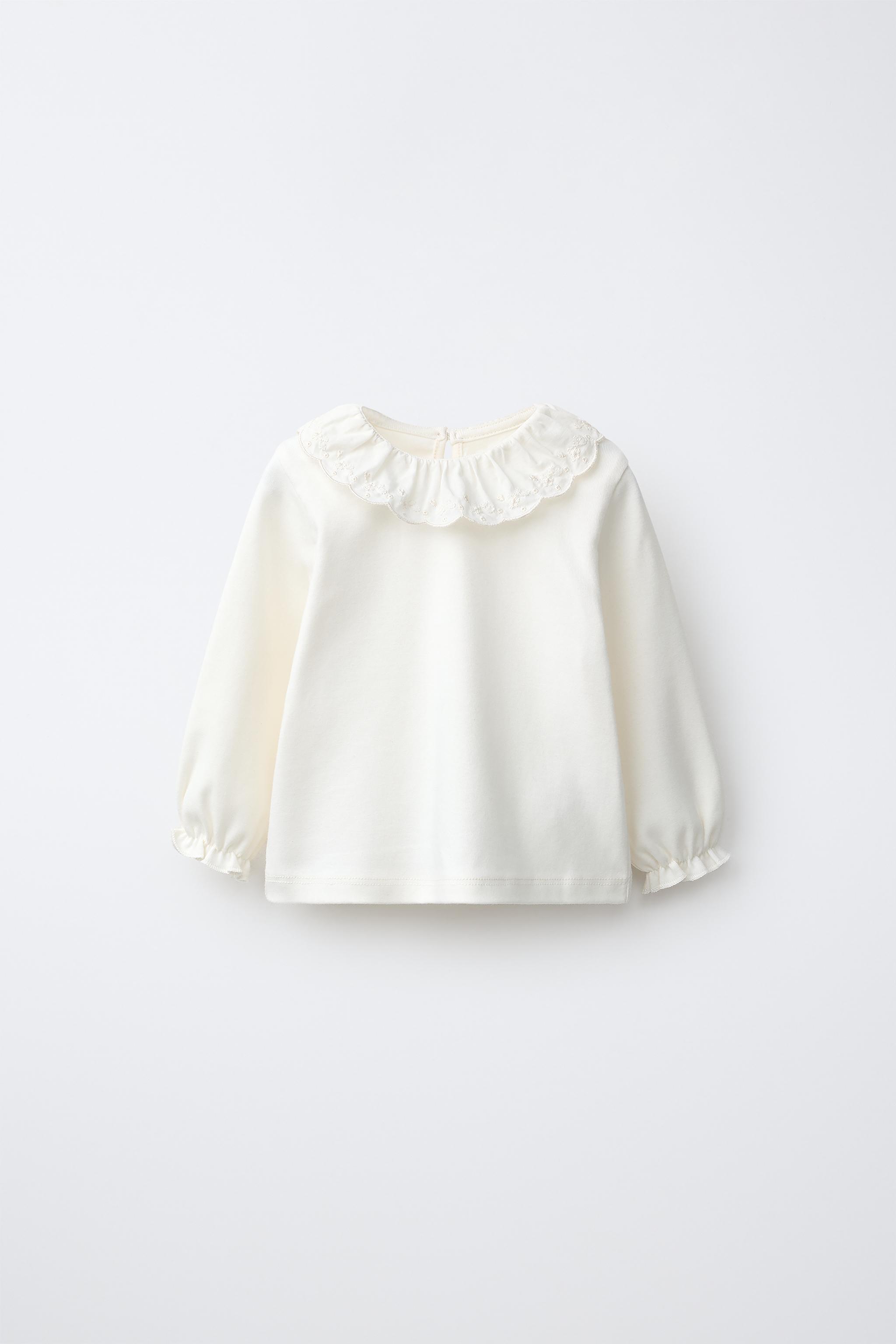 CAMISETA CUELLO BORDADO