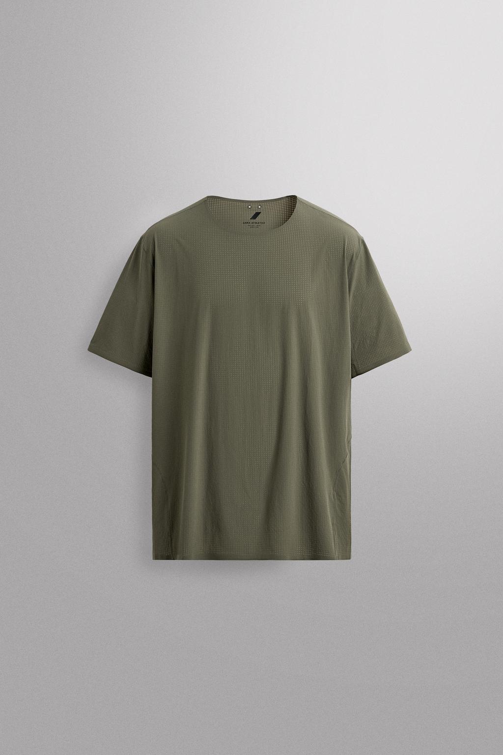 TECHNICAL TEXTURED T-SHIRT