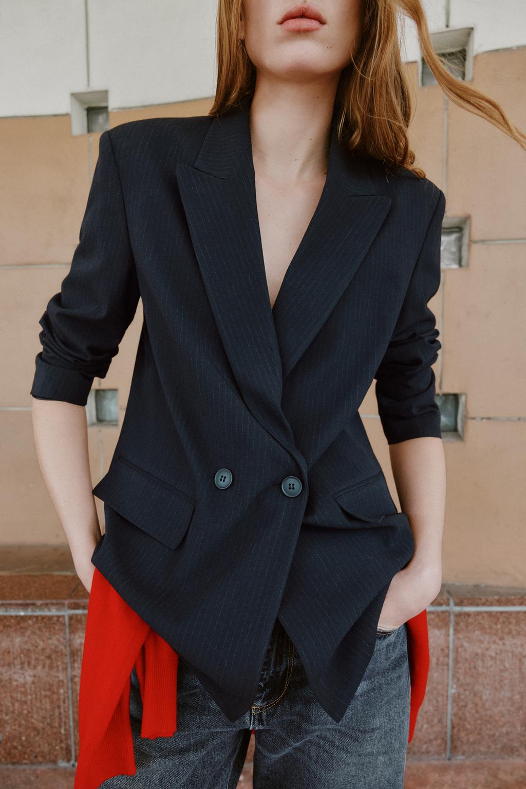 OVERSIZED DOUBLE-BREASTED BLAZER