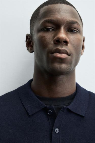 POLO EN MAILLE 100 % LAINE - Bleu marine de Zara - Image 4
