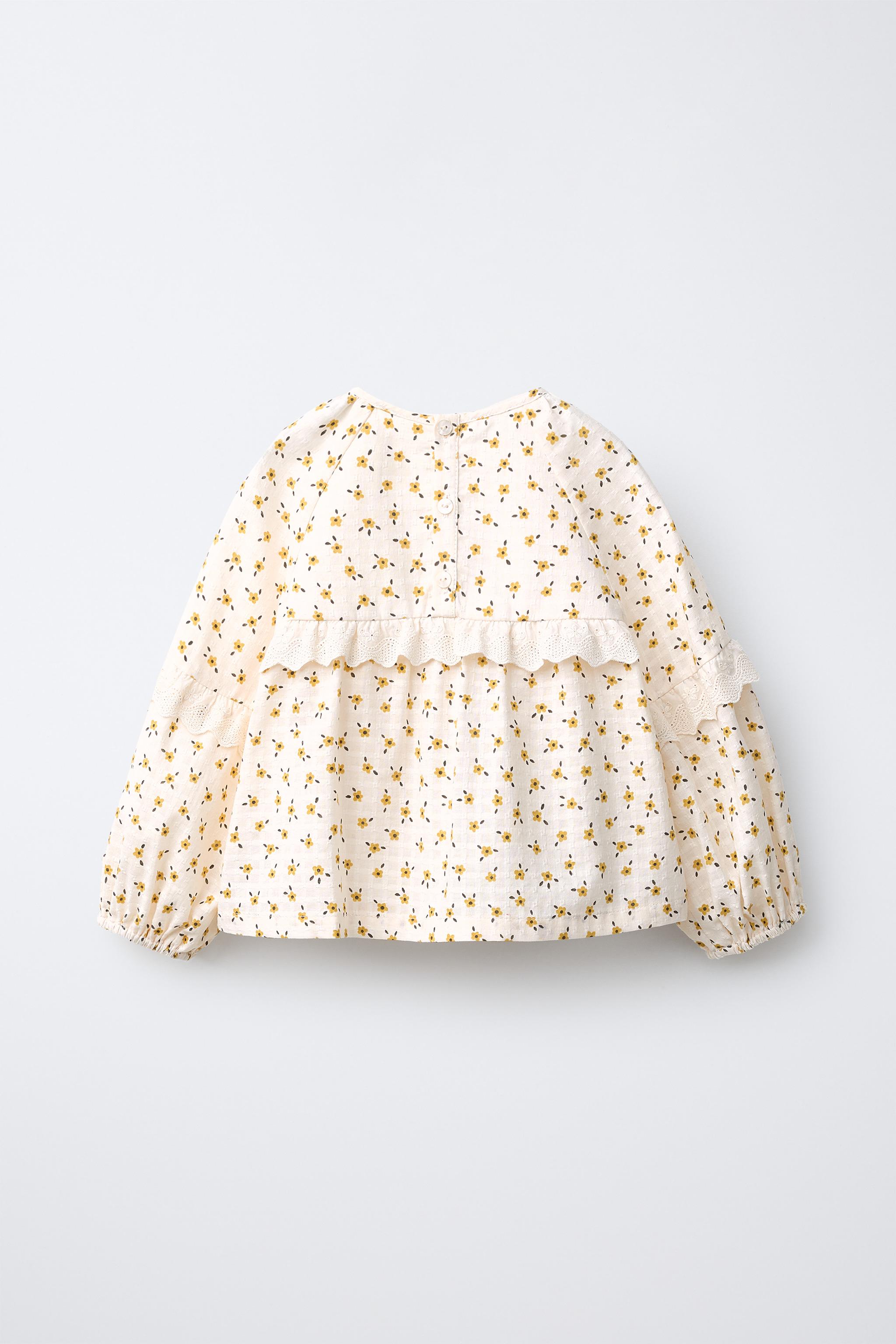 BLOUSE À FLEURS VOLANT DENTELLE
