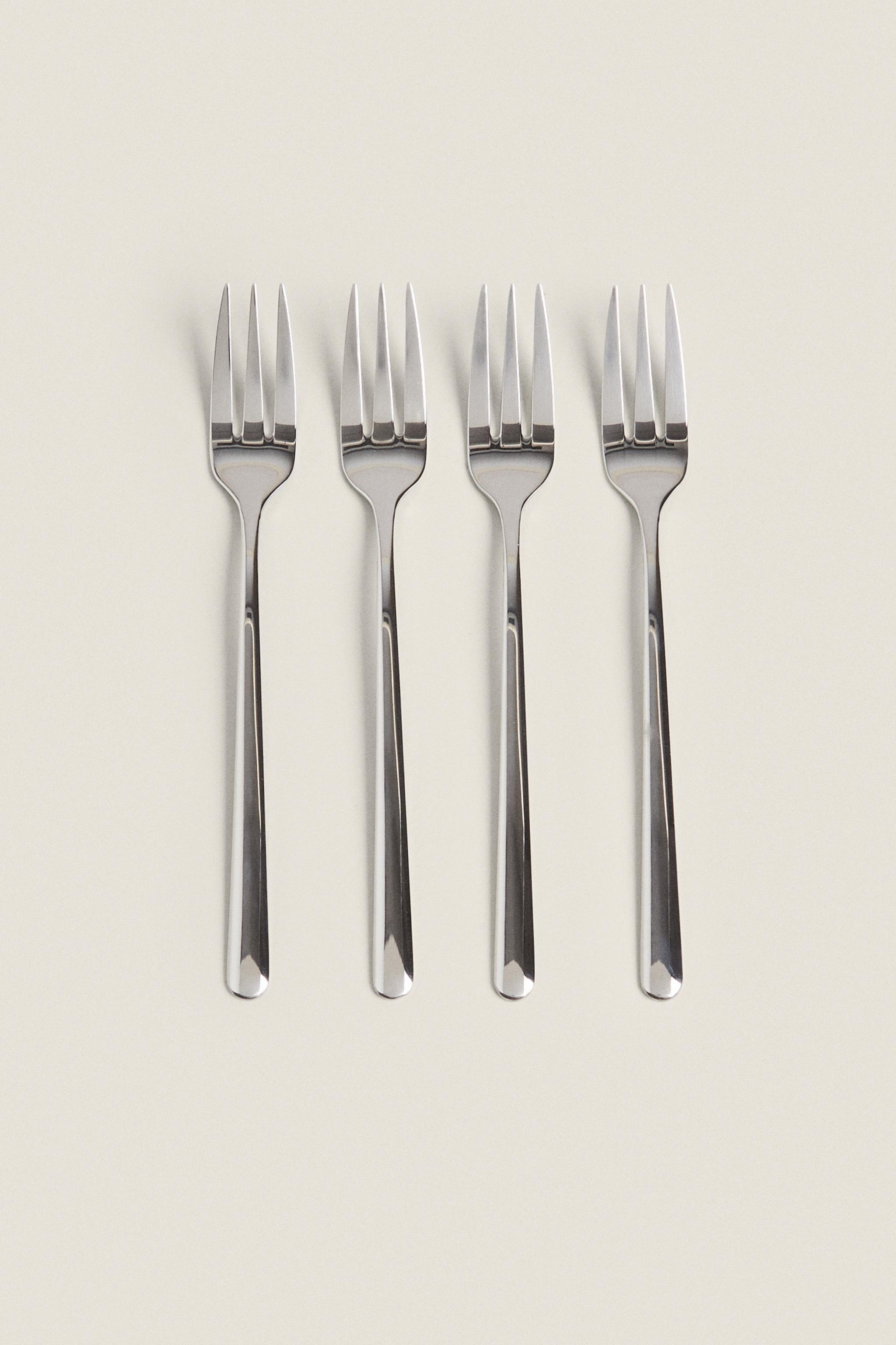 LOT DE FOURCHETTES À DESSERT EN ACIER BRILLANT (LOT DE 4)