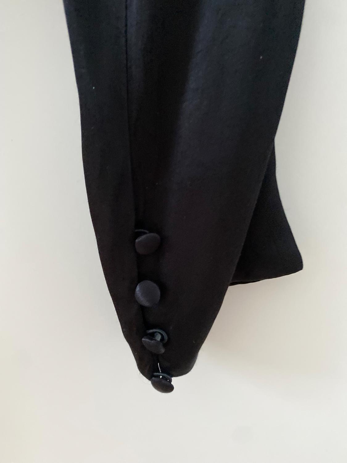 SATIN TOP WITH KNOT - Image 6
