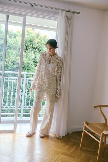 ZW COLLECTION クロシェ編みショート丈ワンピースベージュZaraのZW COLLECTION クロシェ編みショート丈ワンピース - ベージュ