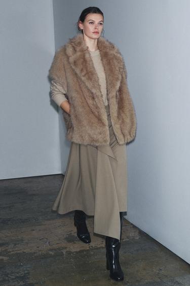 ZW COLLECTION LIMITED EDITION FAUX FUR WAISTCOAT - Beige by Zara