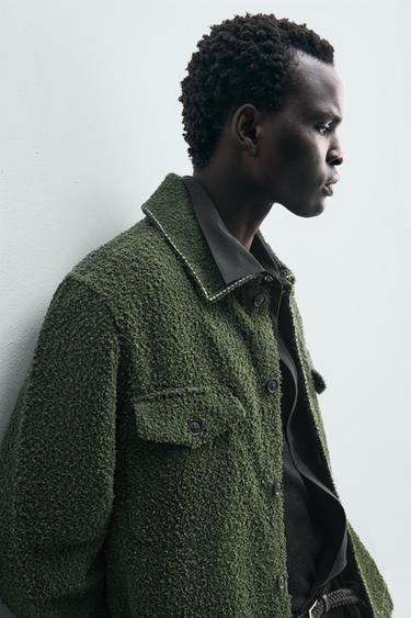 SURCHEMISE TEXTURÉE SURPIQÛRES - Vert foncé de Zara - Image 5