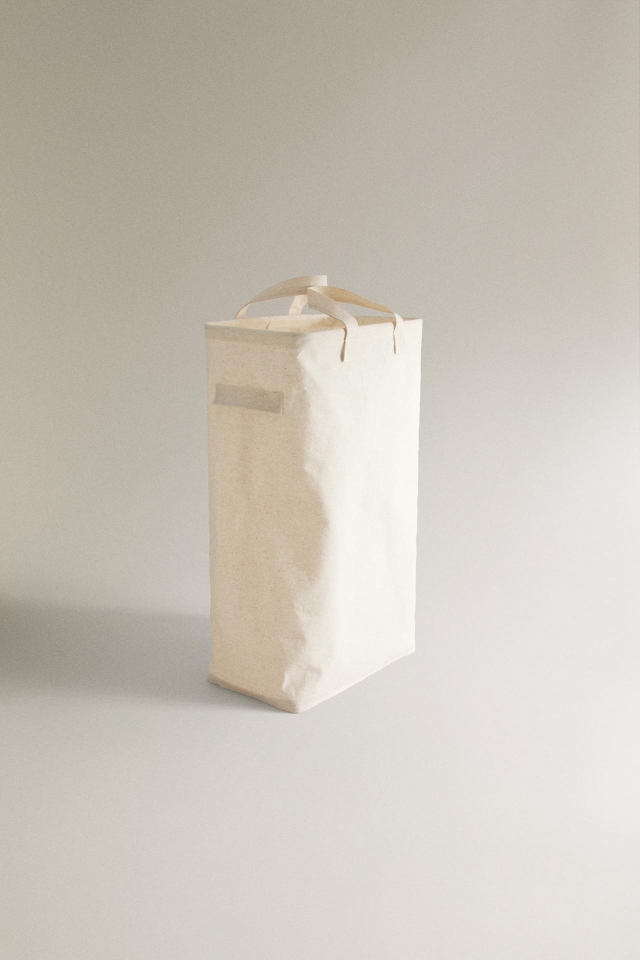 LINEN LAUNDRY BASKET — Light beige
