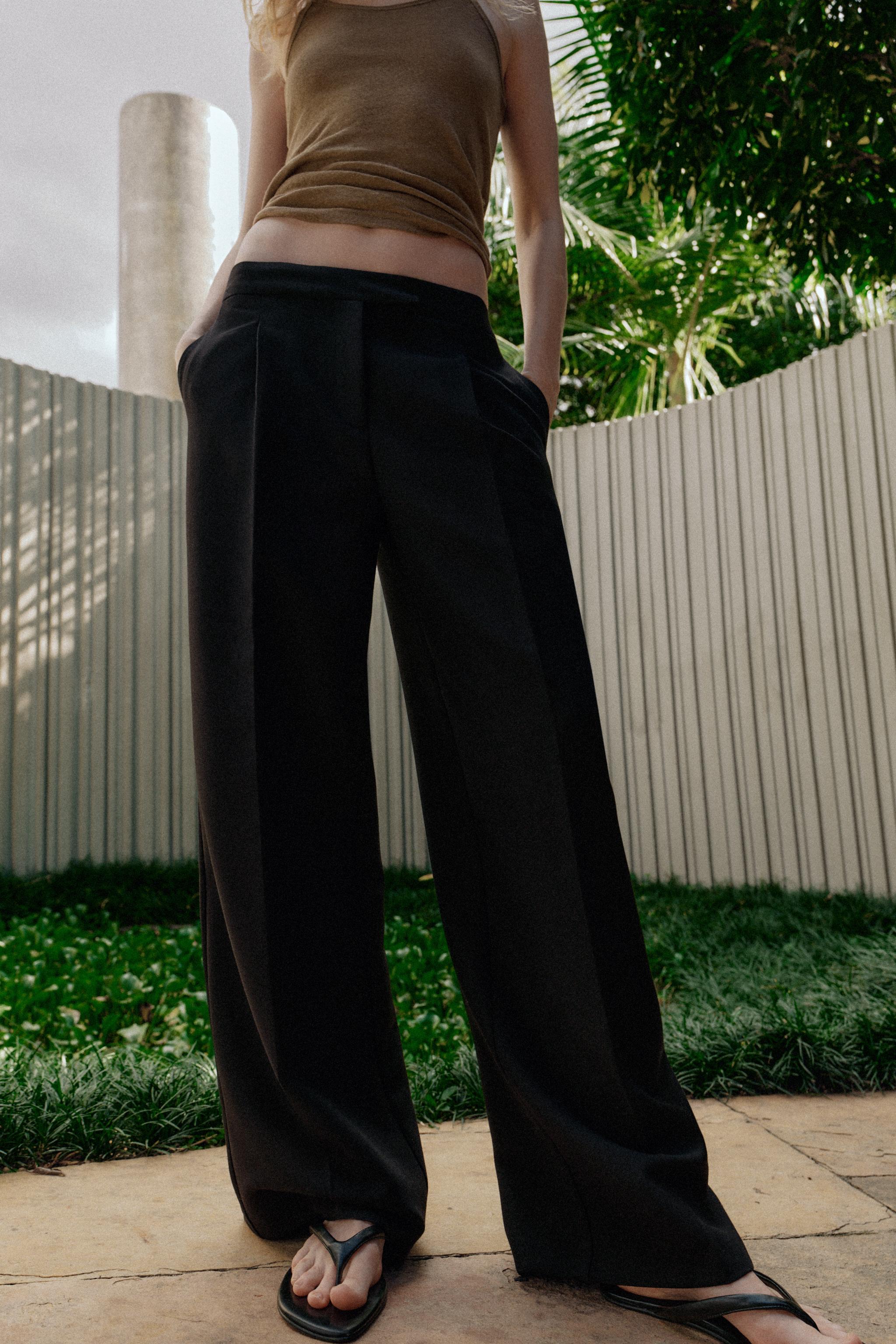 WIDE-LEG TROUSERS WITH DARTS — Black