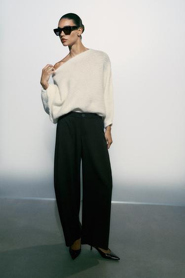 BARREL PLEATED PANTS — Black 1