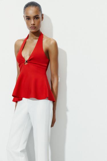 TOP PUNTO HALTER APLIQUE METÁLICO - Rojo de Zara