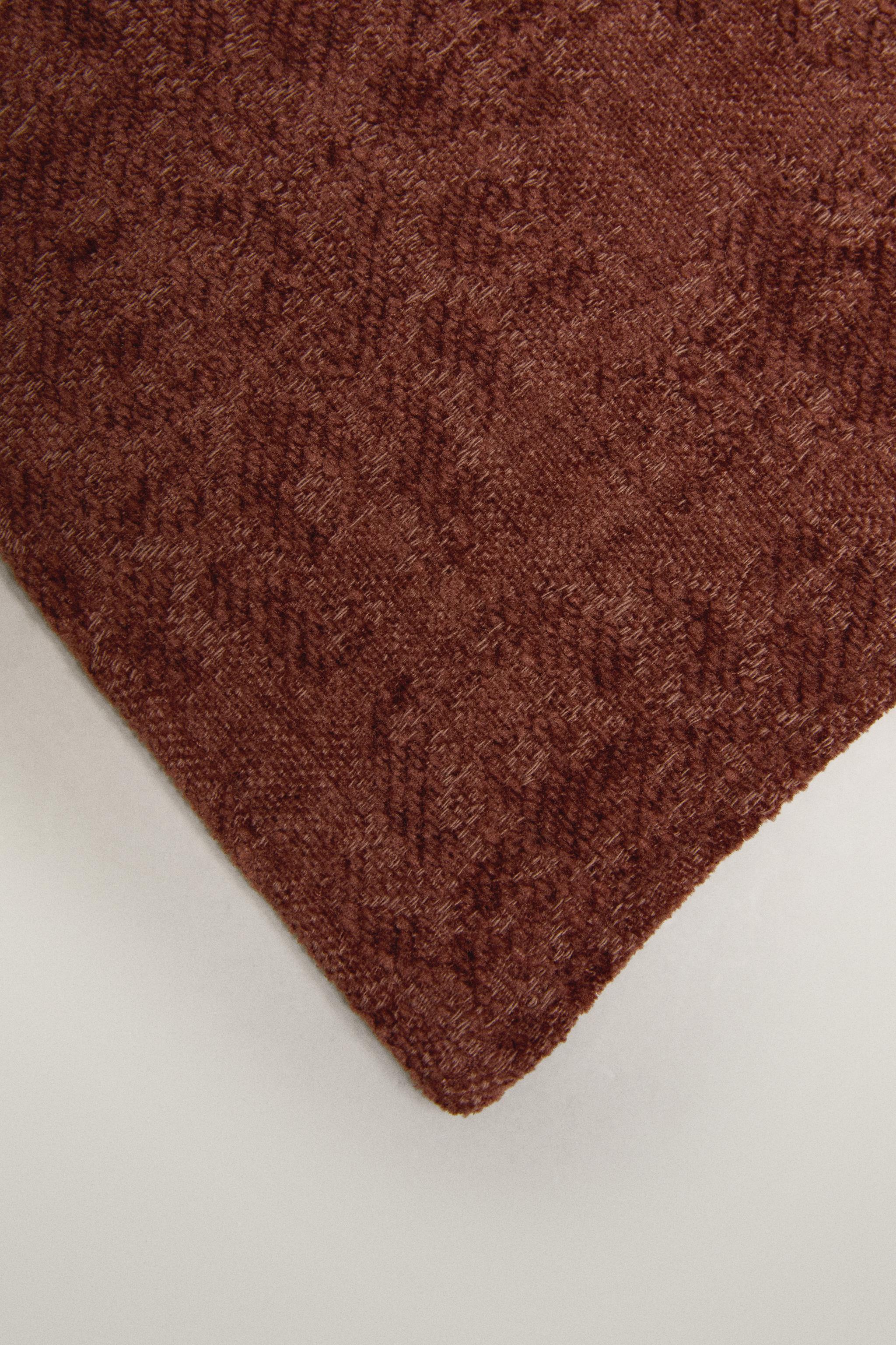COUVERTURE CHENILLE JACQUARD