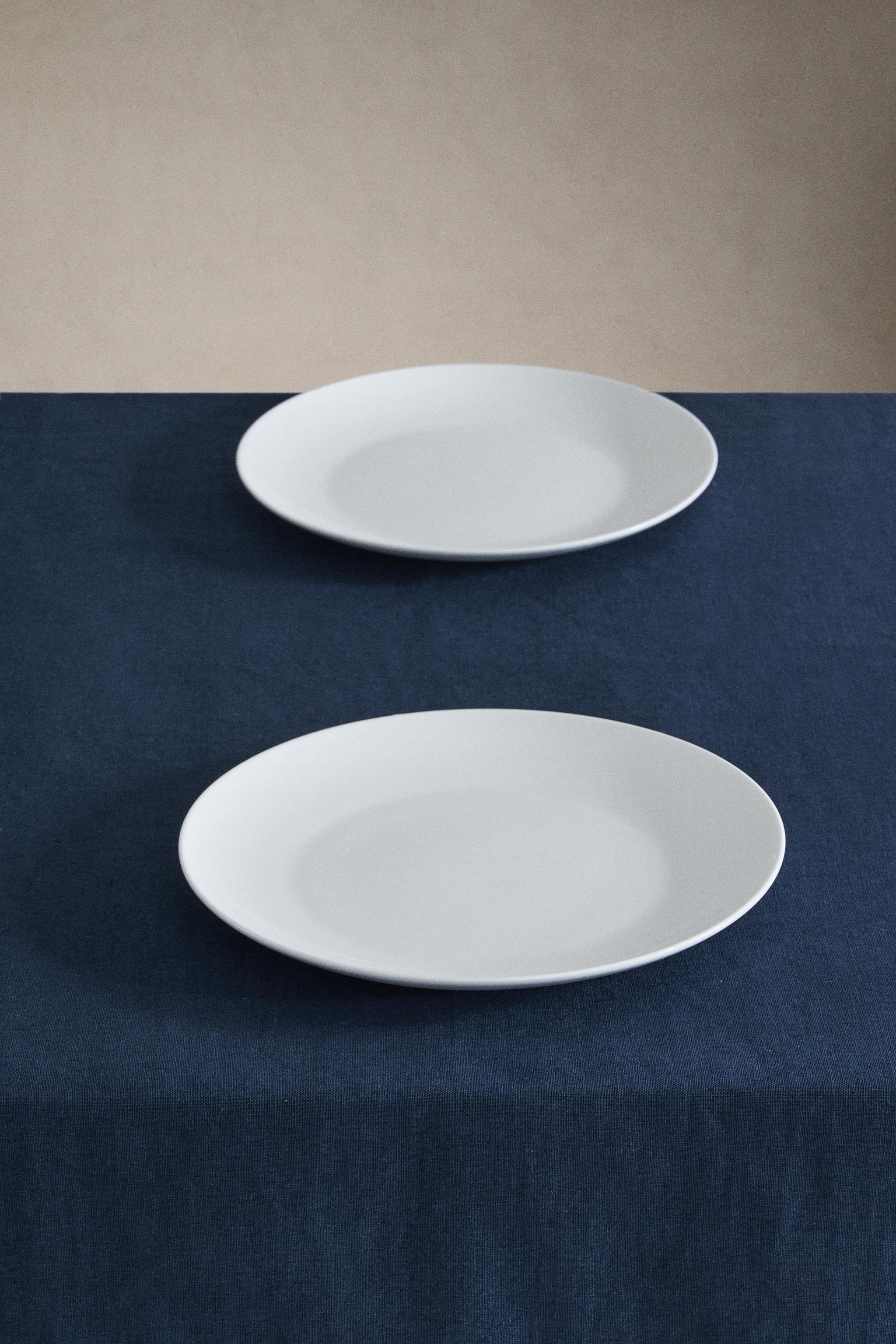 FADED LINEN TABLECLOTH — Blue