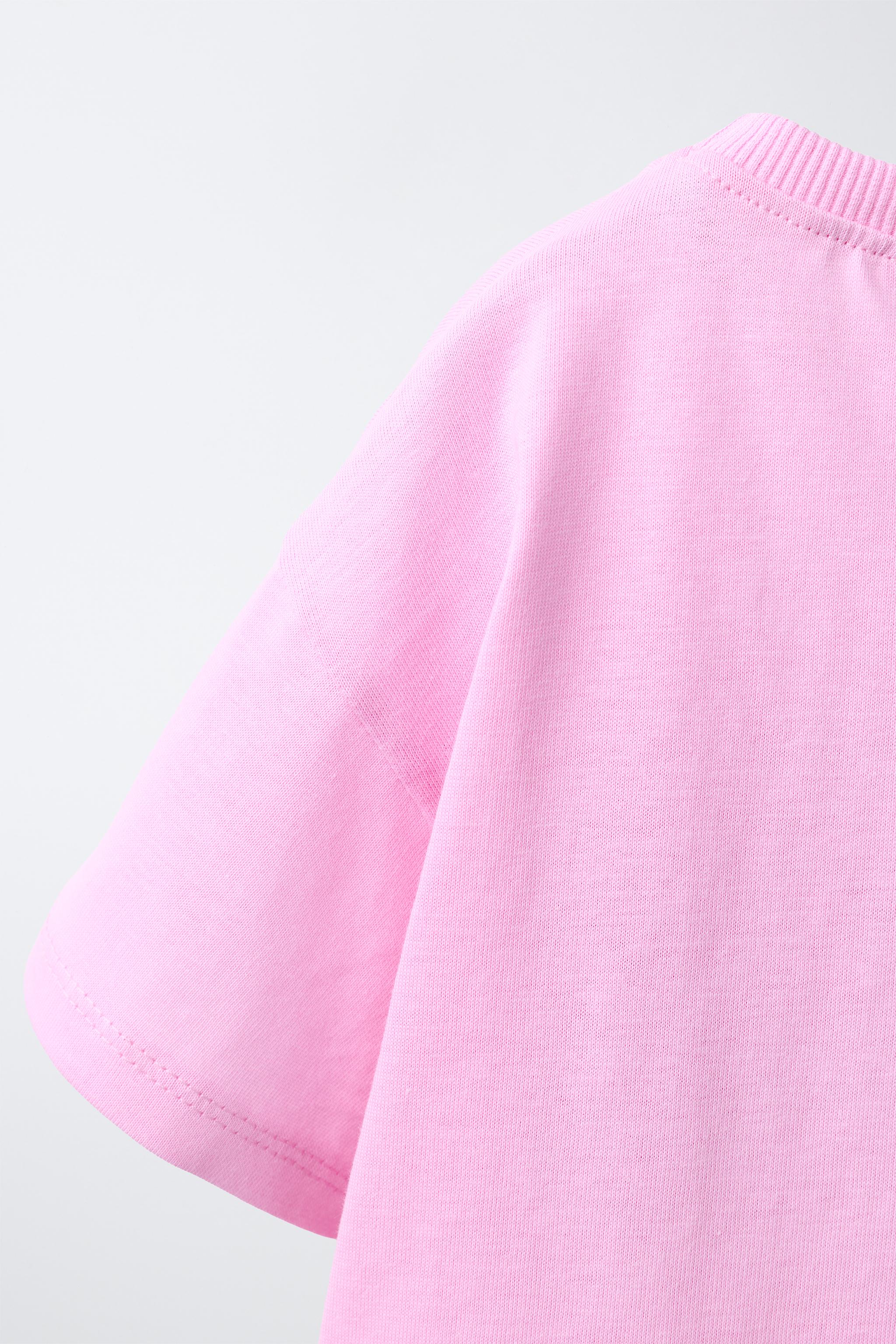 CROCHET FLOWER POCKET T-SHIRT