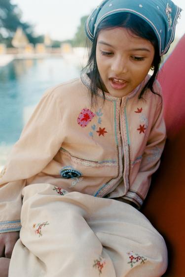 LOOK - BORDEAUX by Zara