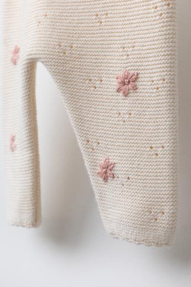 PANTALON EN MAILLE À FLEURS BRODÉES - Écru moyen de Zara - Image 3