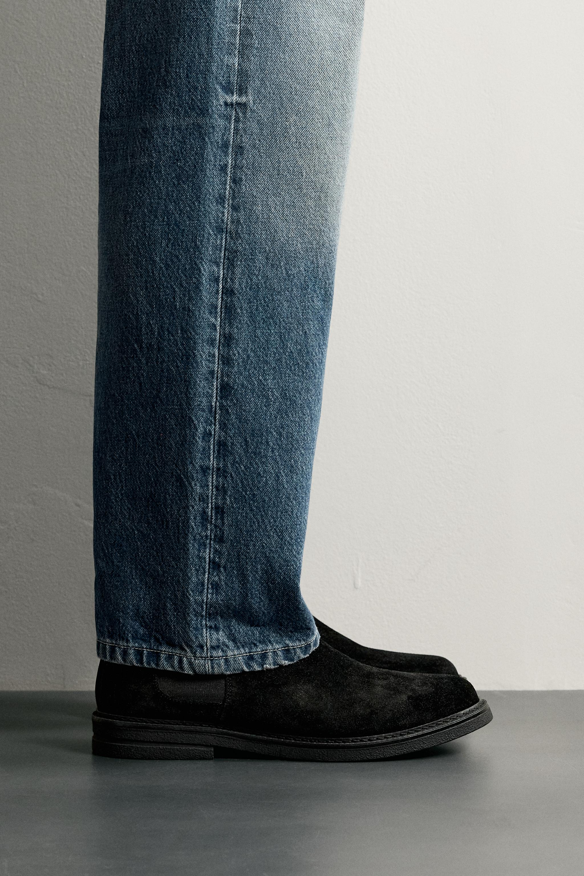LEATHER CHELSEA BOOTS